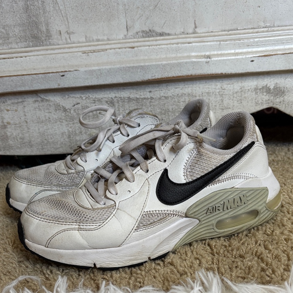 Nike Air Max White and Gray Sneakers